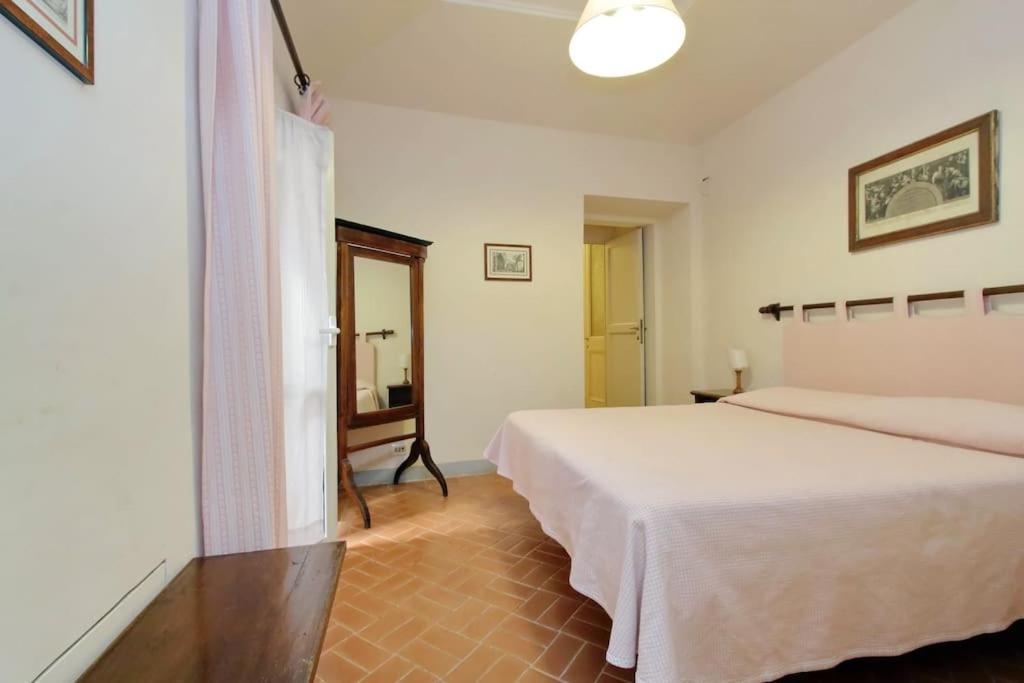 Navona Elegant Two Bedroom Appartement